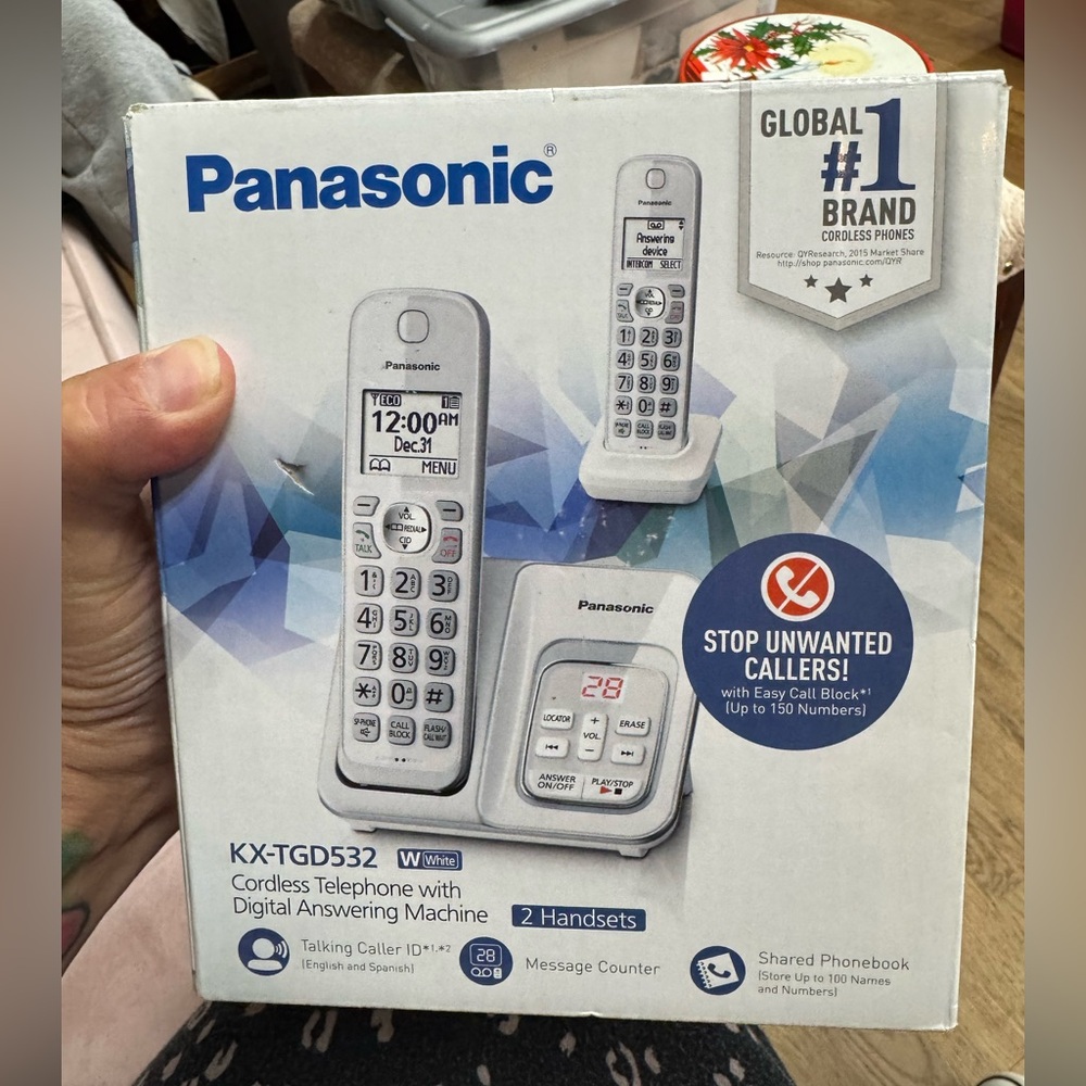 Panasonic KX-TGD532W DECT 6.0 Cordless Phone 2 Handsets Answering Block